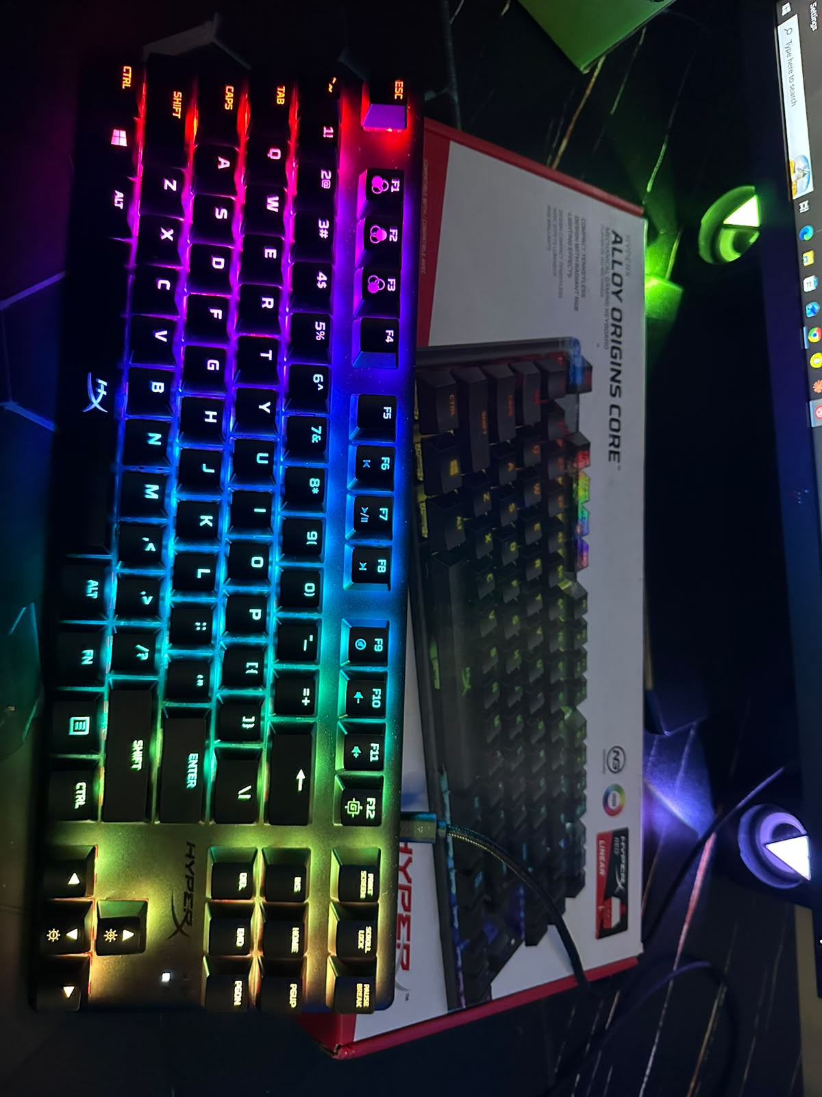 HyperX Alloy Origins Mechanical Gaming Keyboard close-up - TechExe